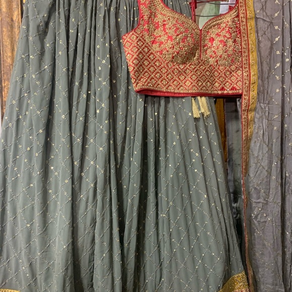Beautiful lengha brand new - Picture 3 of 6